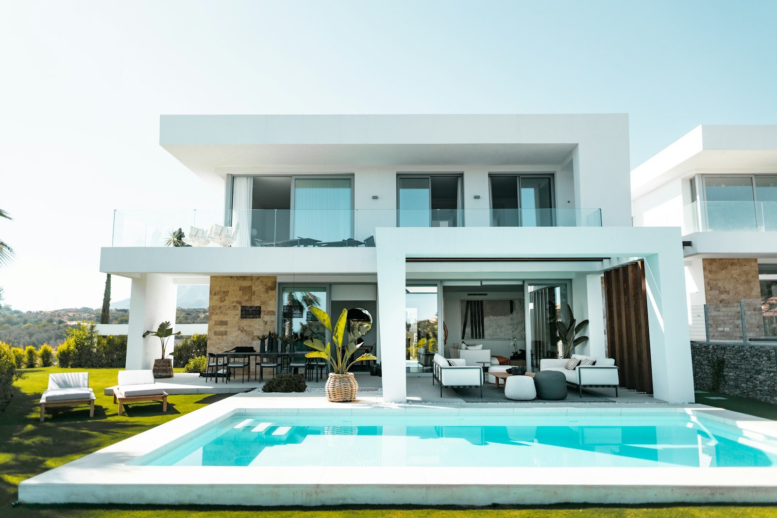 villa-pool